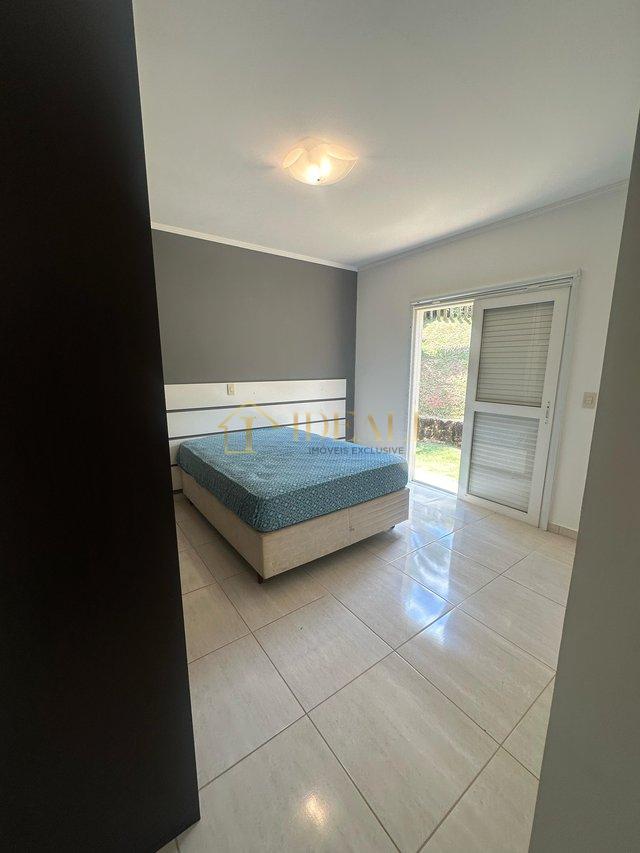 LINDA CASA NO CONDOMINIO SERRA DA ESTRELA ATIBAIA - Atibaia - 