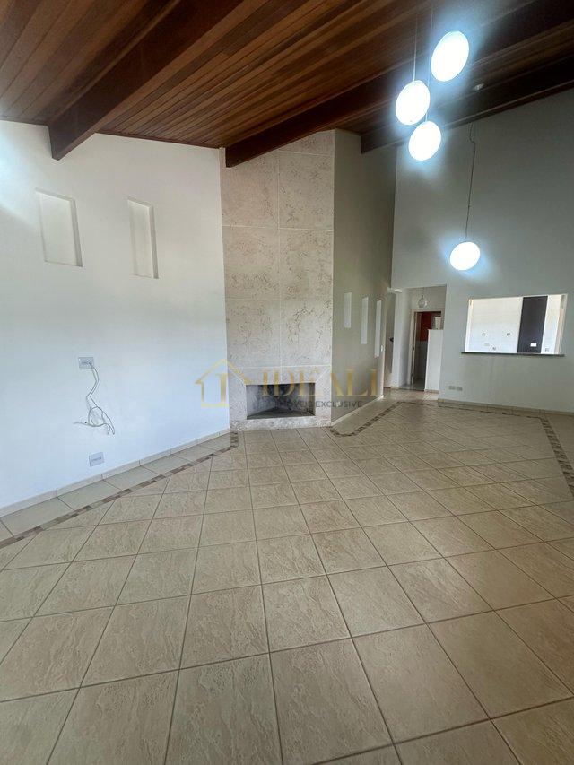 LINDA CASA NO CONDOMINIO SERRA DA ESTRELA ATIBAIA - Atibaia - 
