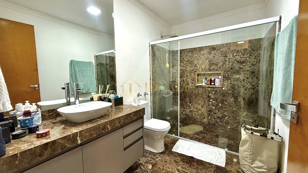 BELA CASA NO CONDOMINIO TAMBORÉ 10 - Santana de Parnaíba - 