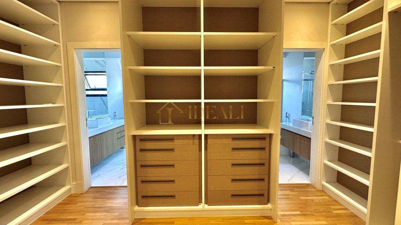 LINDA CASA NO CONDOMINIO TAMBORÉ 11 - Santana de Parnaíba - 
