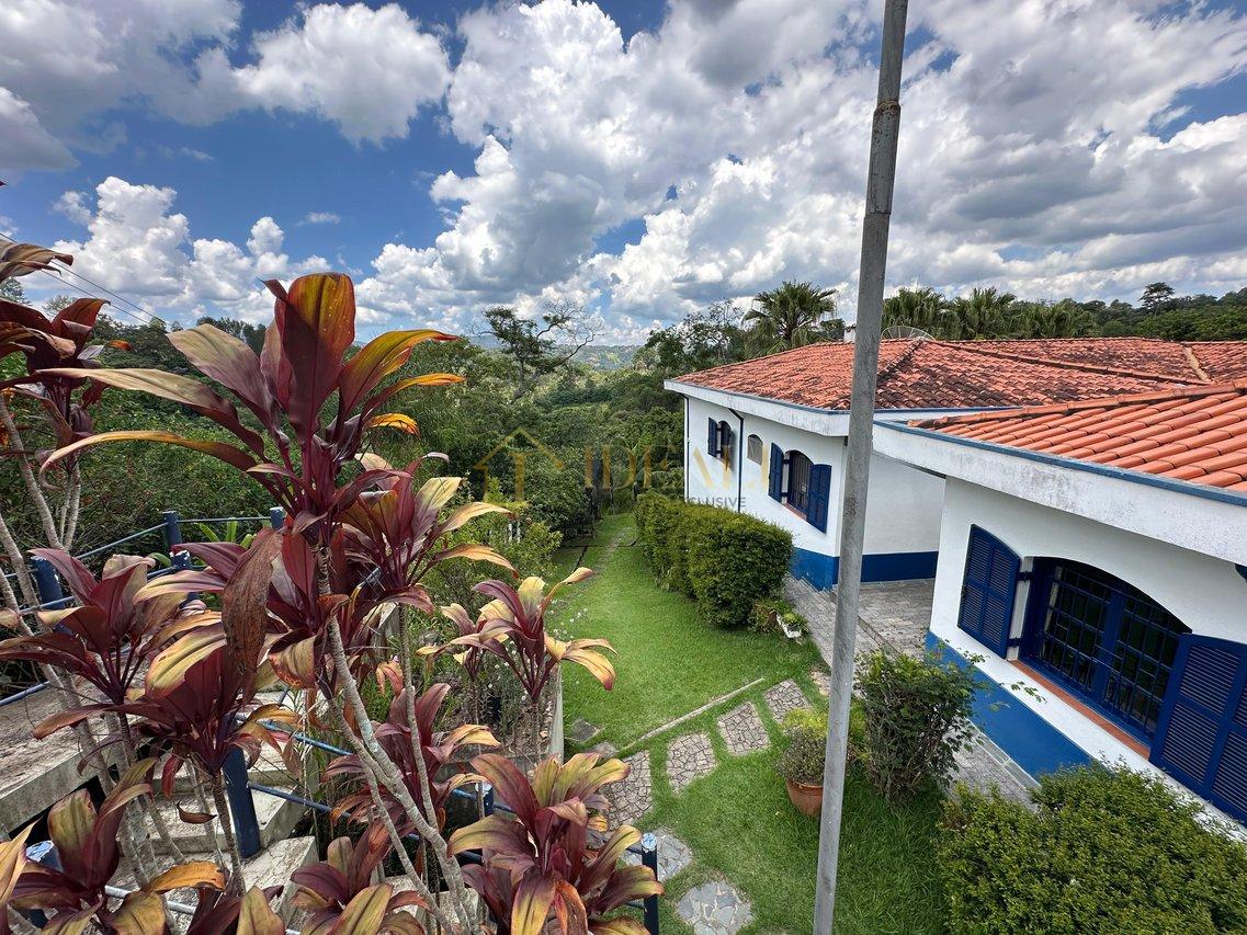Chácara em Atibaia 7400mil m² estilo colonial em loteamento, 10 minutos da Fernão dias - Atibaia - 