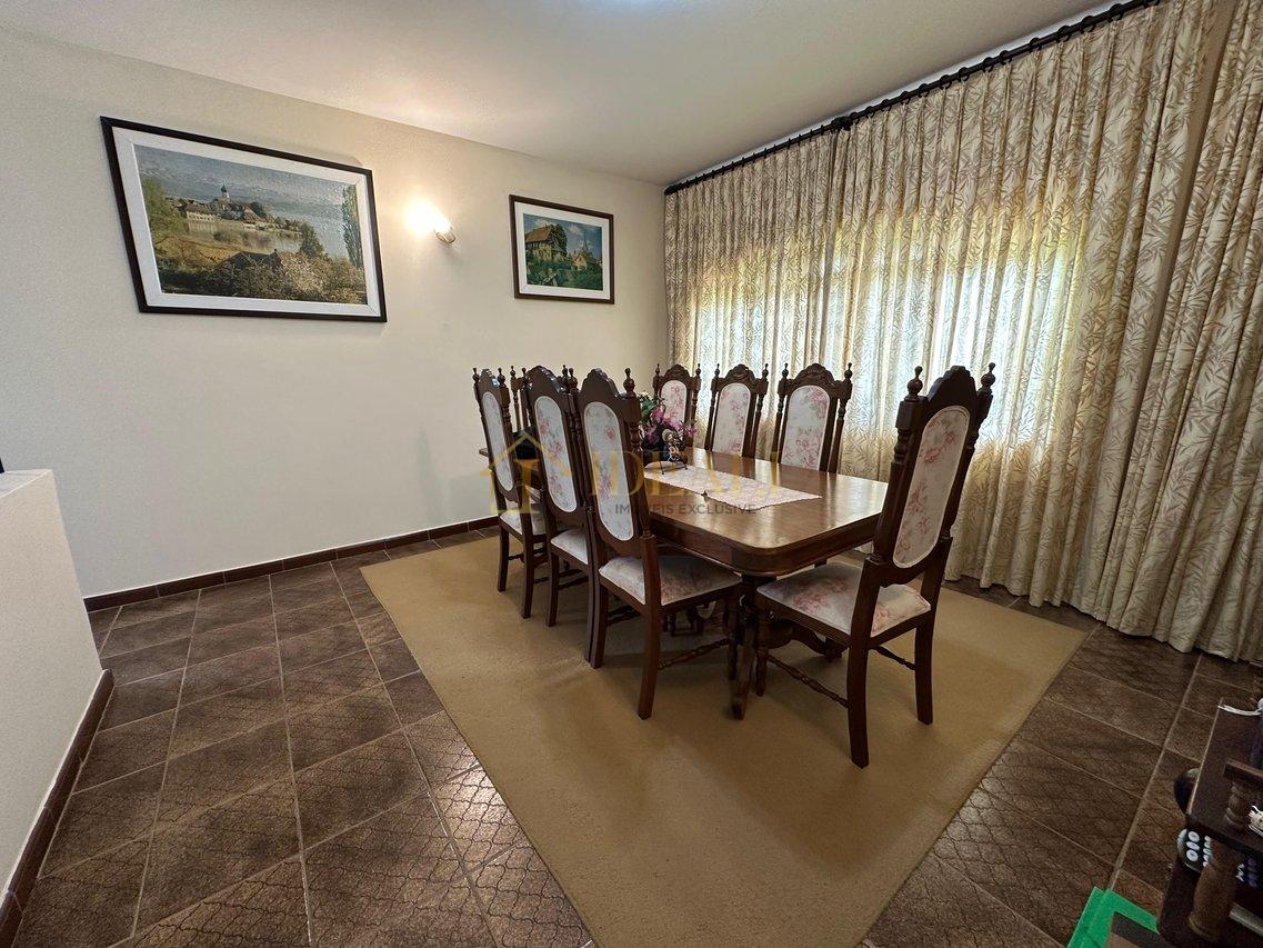 Chácara em Atibaia 7400mil m² estilo colonial em loteamento, 10 minutos da Fernão dias - Atibaia - 