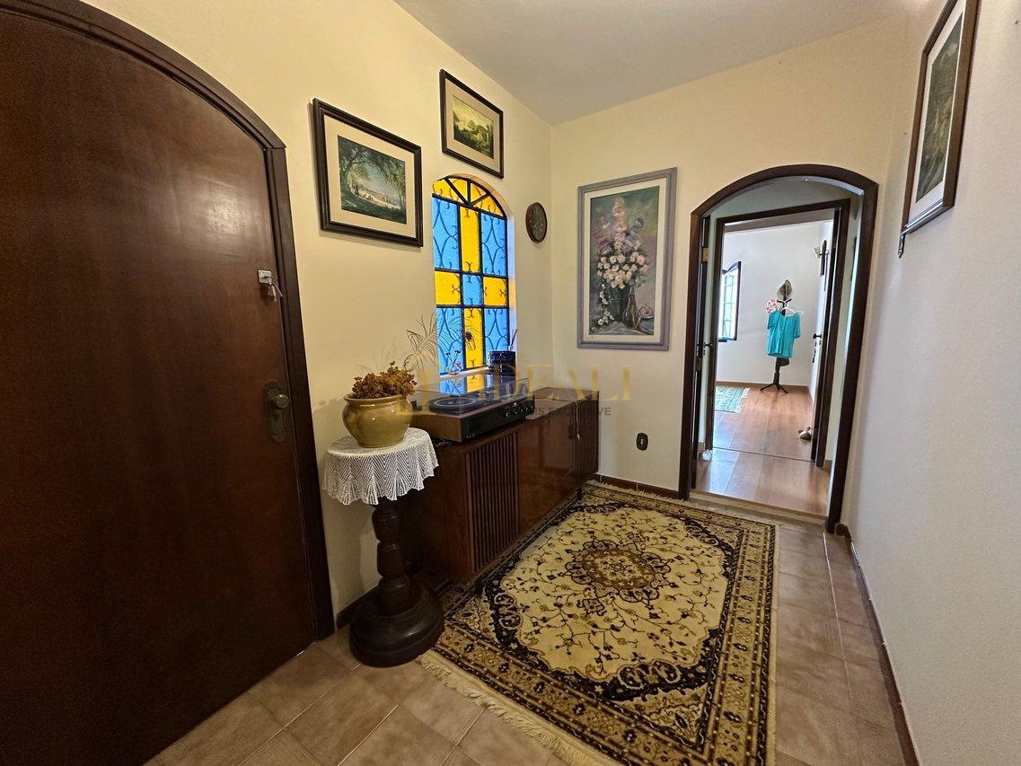 Chácara em Atibaia 7400mil m² estilo colonial em loteamento, 10 minutos da Fernão dias - Atibaia - 