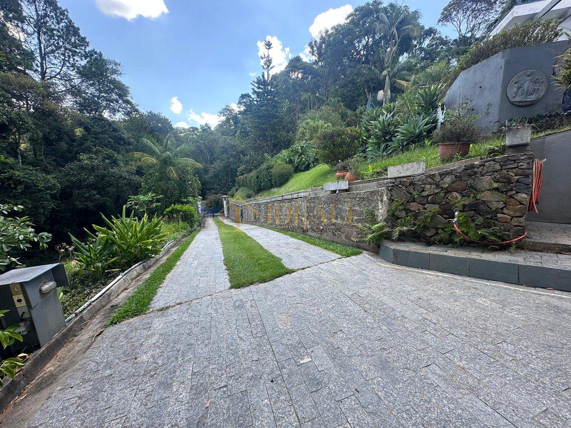 Chácara em Atibaia 7400mil m² estilo colonial em loteamento, 10 minutos da Fernão dias - Atibaia - 