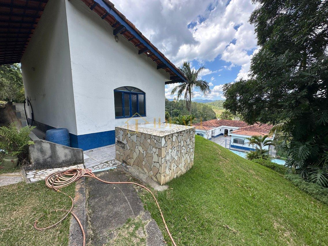 Chácara em Atibaia 7400mil m² estilo colonial em loteamento, 10 minutos da Fernão dias - Atibaia - 