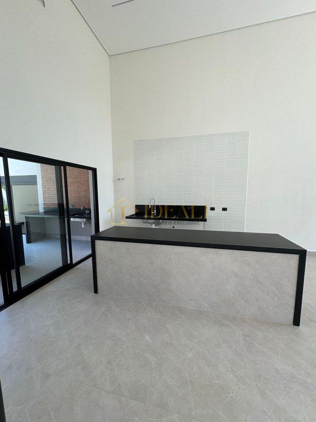 LINDA CASA NO RESIDENCIAL LAGOS DE JARINU - Jarinu - 