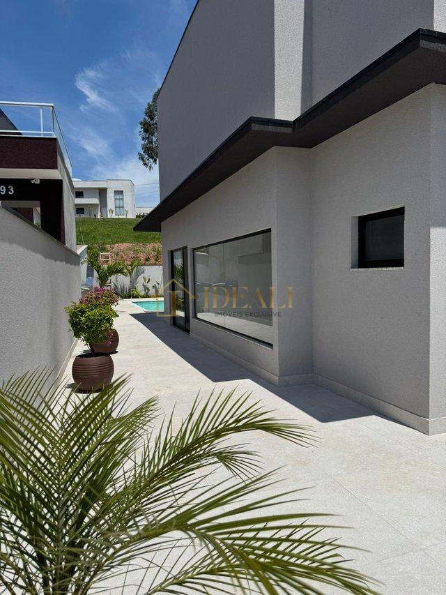 LINDA CASA NO RESIDENCIAL LAGOS DE JARINU - Jarinu - 