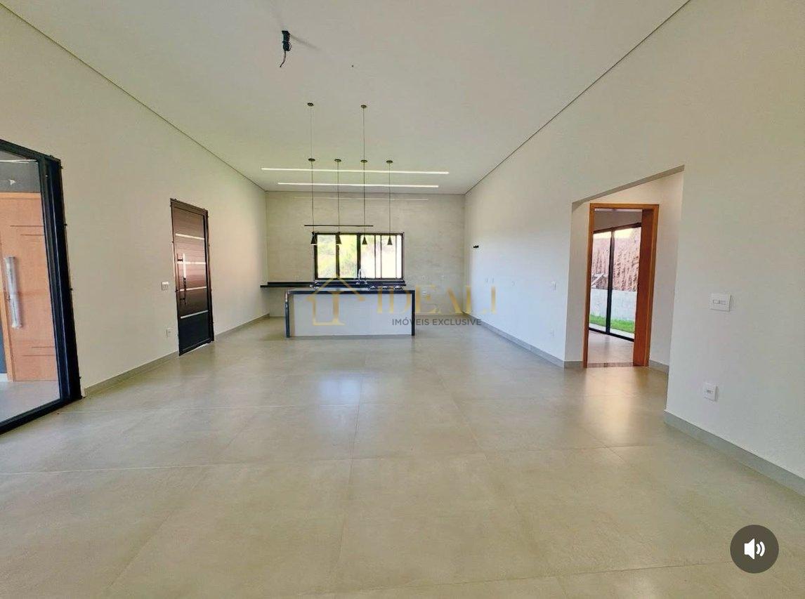 LUXUOSA CASA NO CONDOMÍNIO TERRA CAXAMBÚ Rua Franklin Willian Franz Jundiaí - 