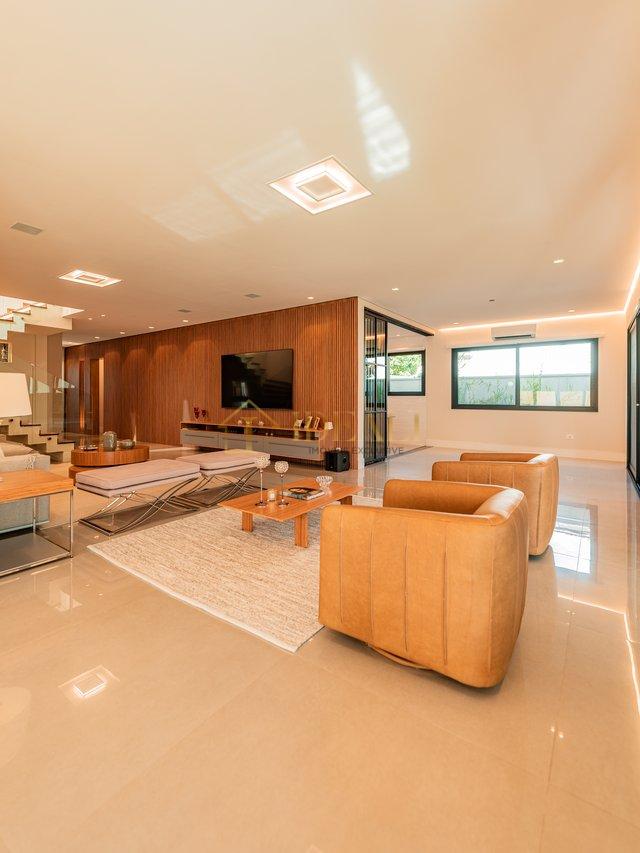 BELA CASA NO CONDOMINIO ALPHAVILLE 4 - Santana de Parnaíba - 