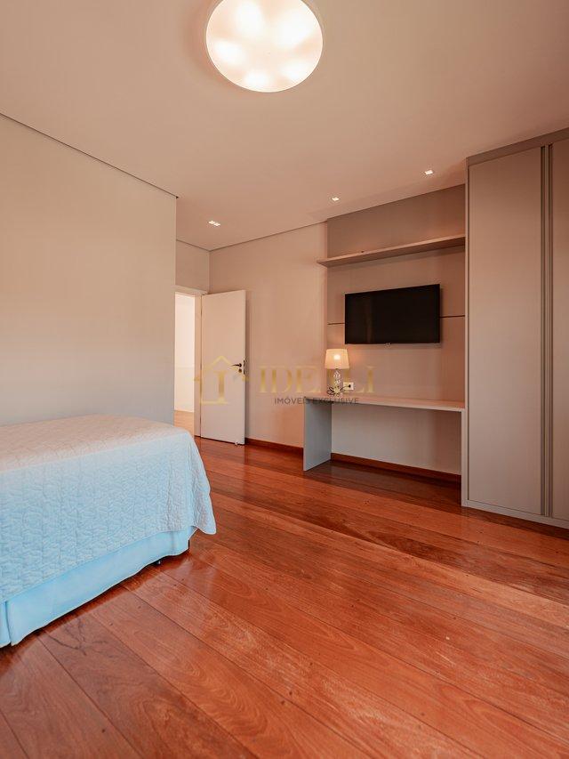 BELA CASA NO CONDOMINIO ALPHAVILLE 4 - Santana de Parnaíba - 