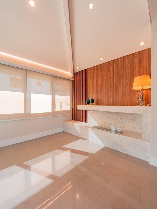 BELA CASA NO CONDOMINIO ALPHAVILLE 4 - Santana de Parnaíba - 