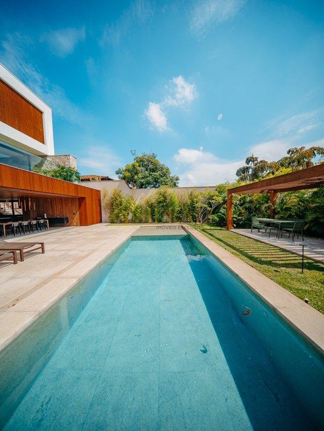 LINDA CASA NO CONDOMINIO ALPHAVILLE ZERO - Barueri - 