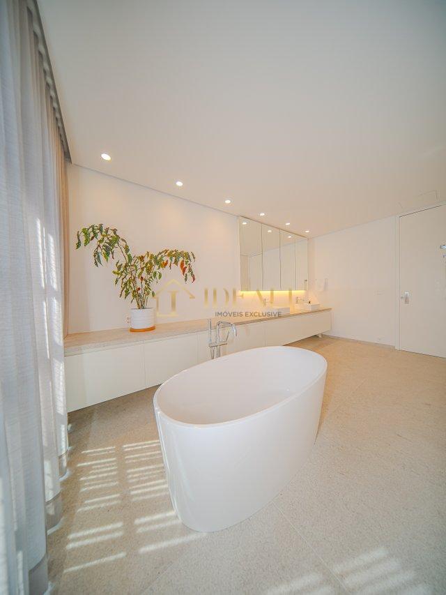 LINDA CASA NO CONDOMINIO ALPHAVILLE ZERO - Barueri - 