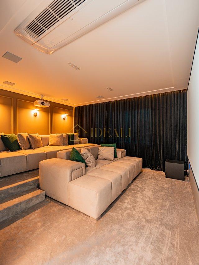 LINDA CASA NO CONDOMINIO GENISIS - Santana de Parnaíba - 