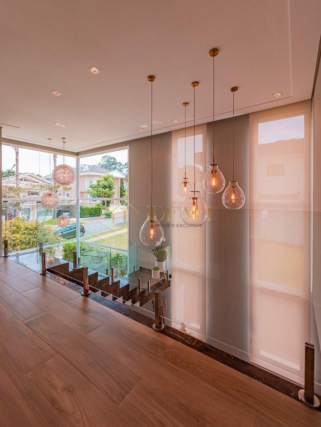LINDA CASA NO CONDOMINIO GENISIS - Santana de Parnaíba - 