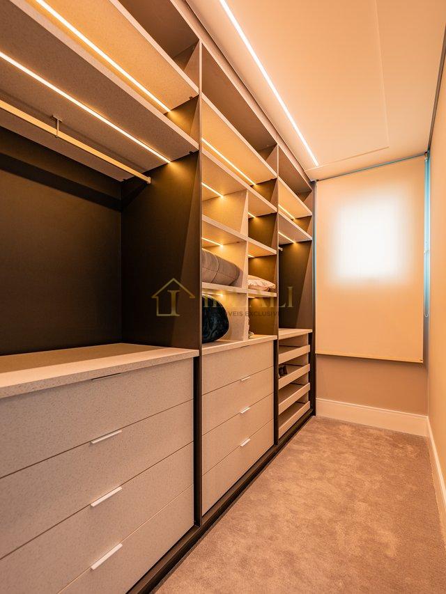 LINDA CASA NO CONDOMINIO GENISIS - Santana de Parnaíba - 