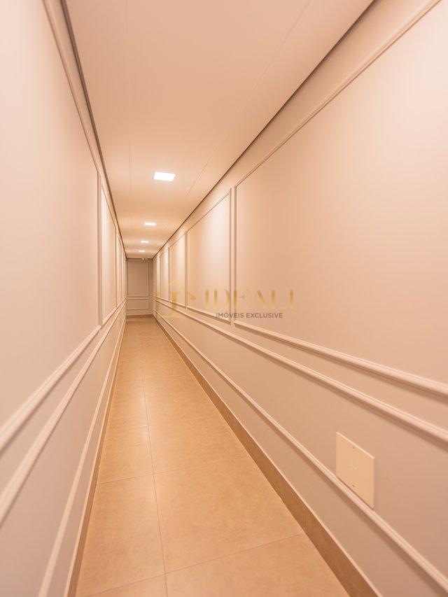 LINDA CASA NO CONDOMINIO GENISIS - Santana de Parnaíba - 