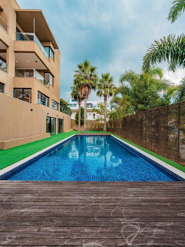 LINDA CASA NO CONDOMINIO GENESIS 2 - Santana de Parnaíba - 