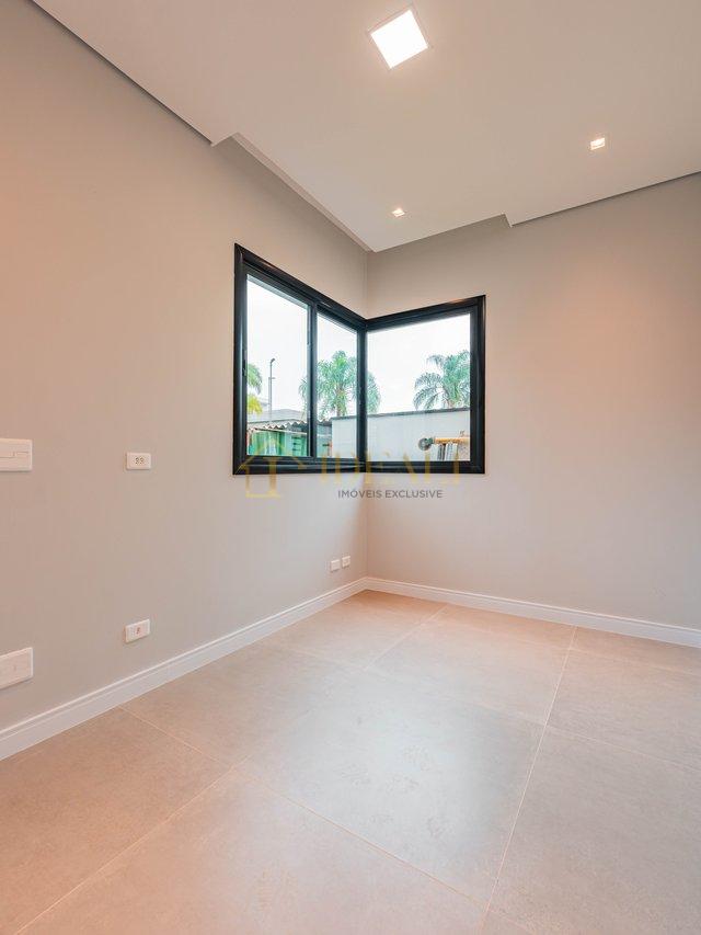 LINDA CASA NO CONDOMINIO ITHAYE - Santana de Parnaíba - 