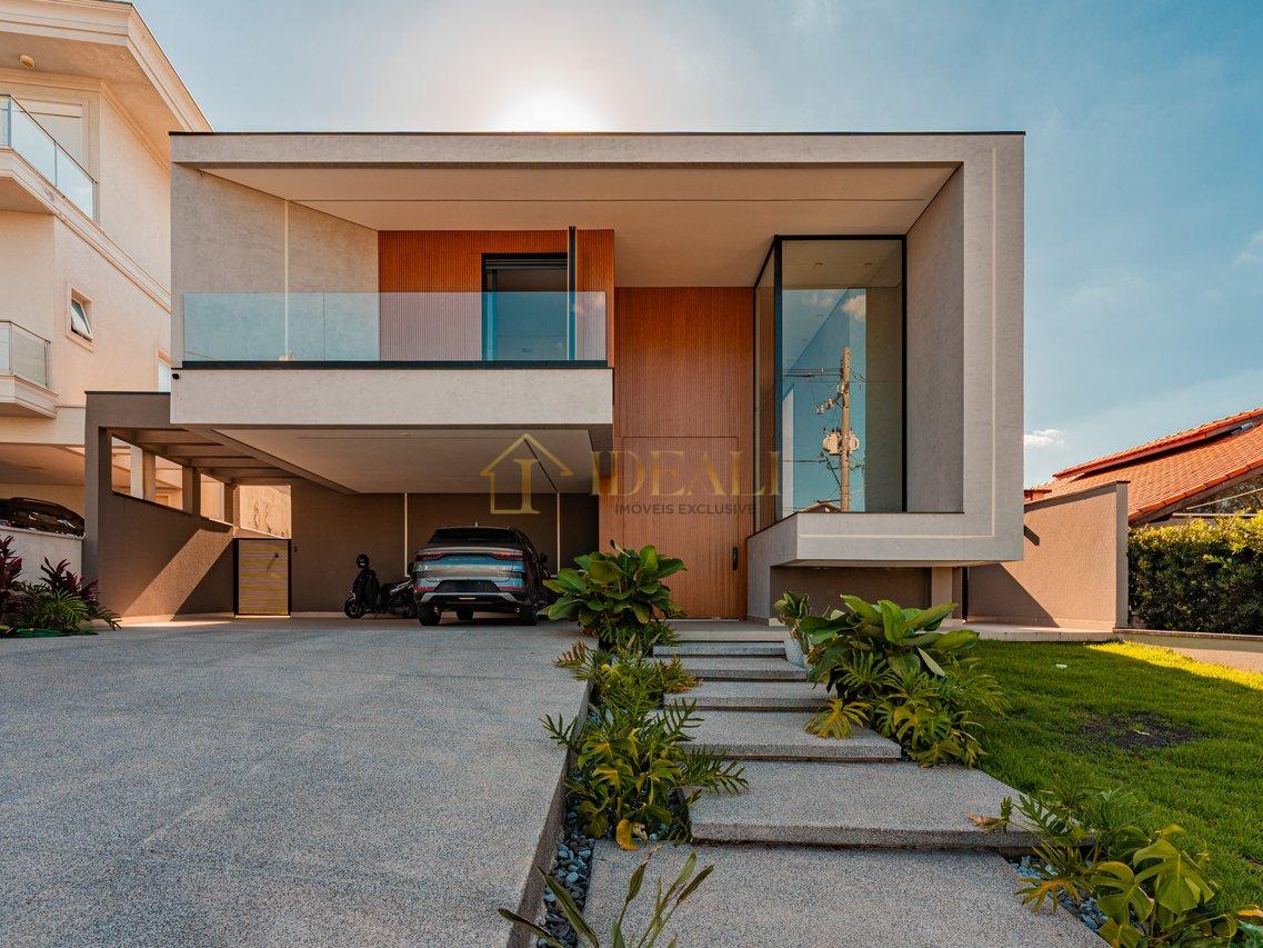 LINDA CASA NO CONDOMINIO RESERVA SANTA MARIA - Jandira - 