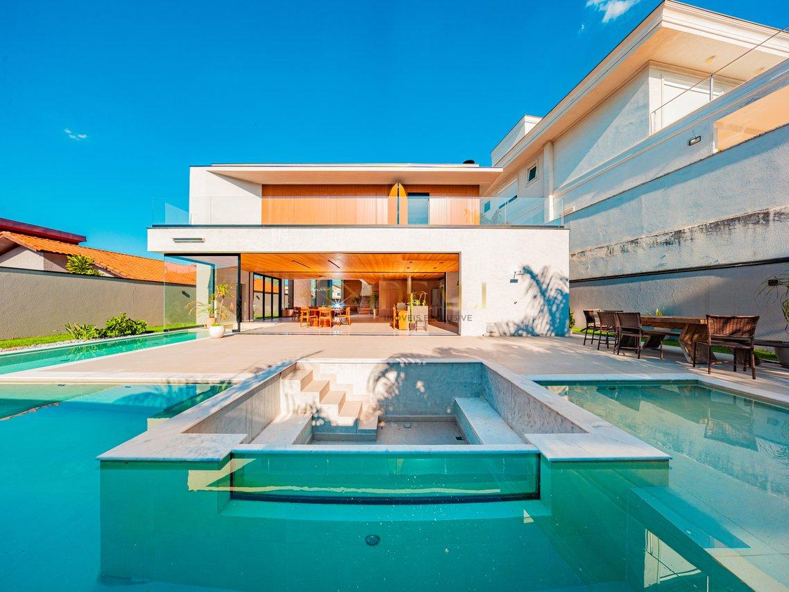 LINDA CASA NO CONDOMINIO RESERVA SANTA MARIA - Jandira - 