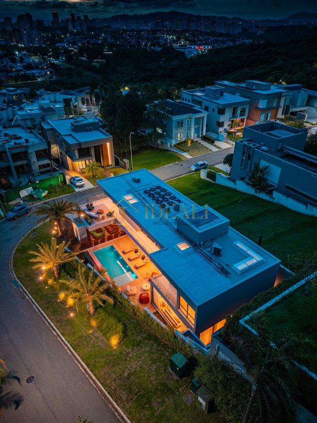 LINDA CASA NO CONDOMINIO VILLA SOLAIA - Barueri - 