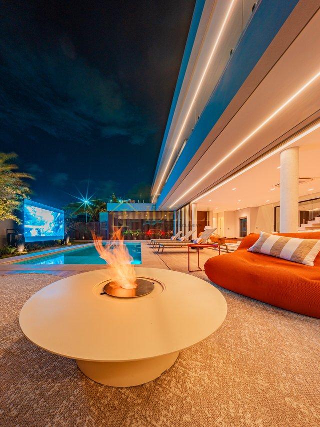 LINDA CASA NO CONDOMINIO VILLA SOLAIA - Barueri - 