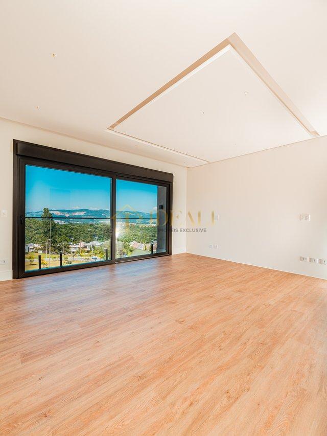 LINDA CASA NO CONDOMINIO VALVILLE - Santana de Parnaíba - 