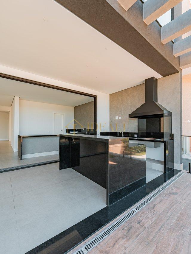LINDA CASA NO CONDOMINIO VALVILLE - Santana de Parnaíba - 
