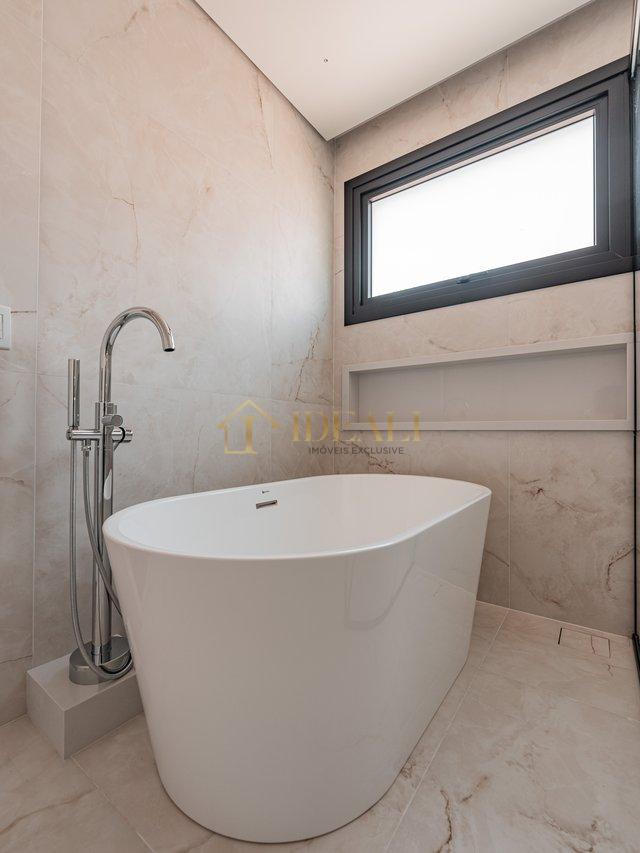 LINDA CASA NO CONDOMINIO VALVILLE - Santana de Parnaíba - 