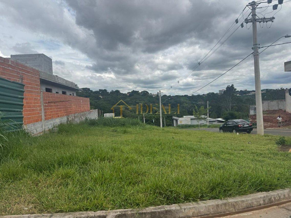 LINDO PROJETO NO CONDOMINIO SÃO NICOLAU - Atibaia - 