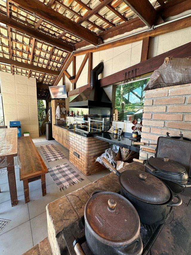 BELISSIMA CASA NA SERRA DA CANTAREIRA - Mairiporã - 