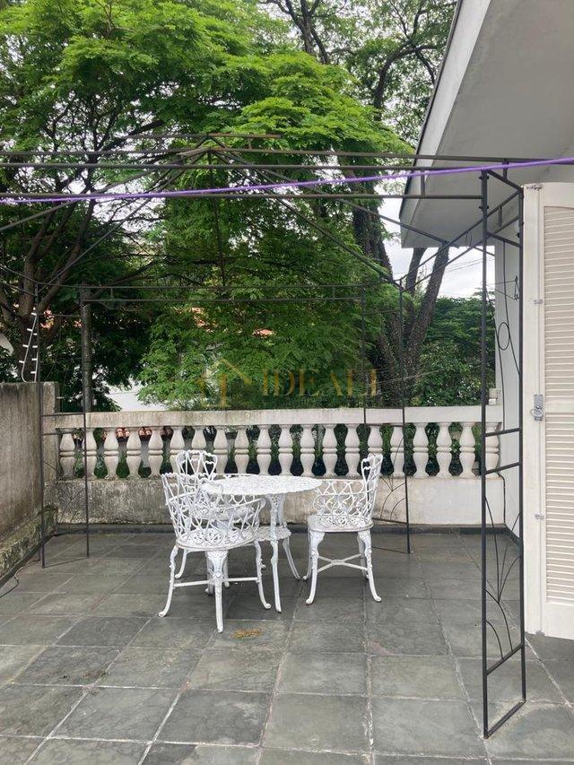 LINDO SOBRADO EM GUARULHOS PROXIMO DO LAGO DOS PATOS - Guarulhos - 