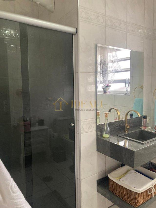 LINDO SOBRADO EM GUARULHOS PROXIMO DO LAGO DOS PATOS - Guarulhos - 