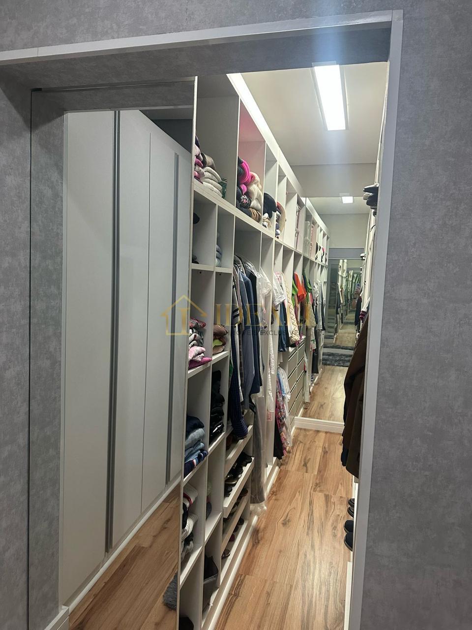 UMA CASA QUE VAI AL&Eacute;M DE MORAR. ( ELA ELEVA SEU ESTILO DE VIDA ) VENDA E LOCA&Ccedil;&Atilde;O  Atibaia - 