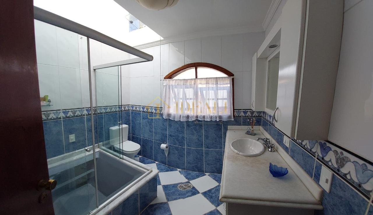 Casa Completa à Venda no Reserva das Hortênsias - Sem Taxa de Condomínio - Mairiporã - 