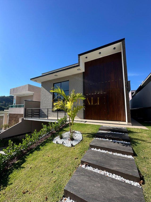 LINDA CASA NO CONDOMINIO TERRAS ATIBAIA - Atibaia - 