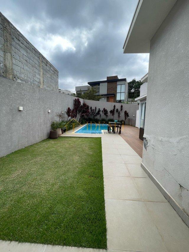 LINDISSIMA CASA NO CONDOMINIO BUONA VITA 1 - Atibaia - 