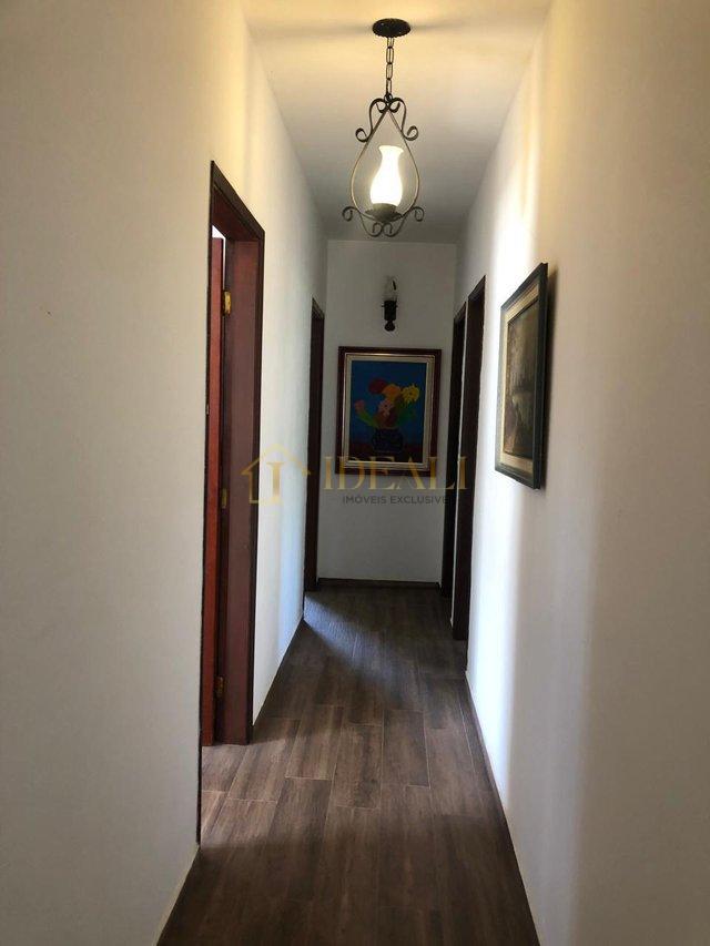 Casa à venda no Jardim Floresta Atibaia/SP- A 5 minutos da Alameda Lucas - Atibaia - 
