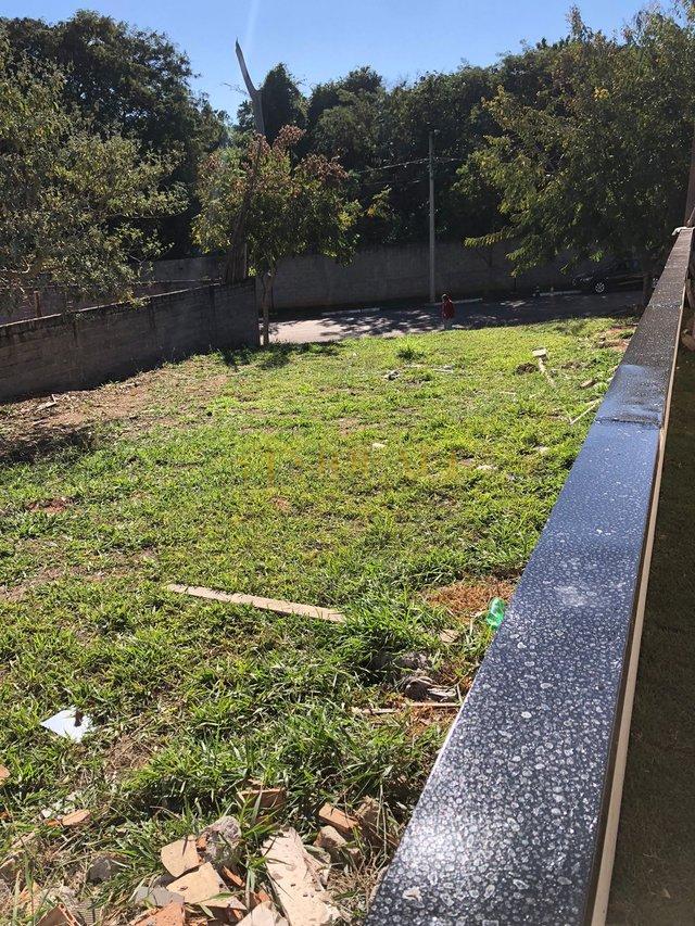 Terreno à Venda no Condomínio Terras de Atibaia II - Atibaia - 