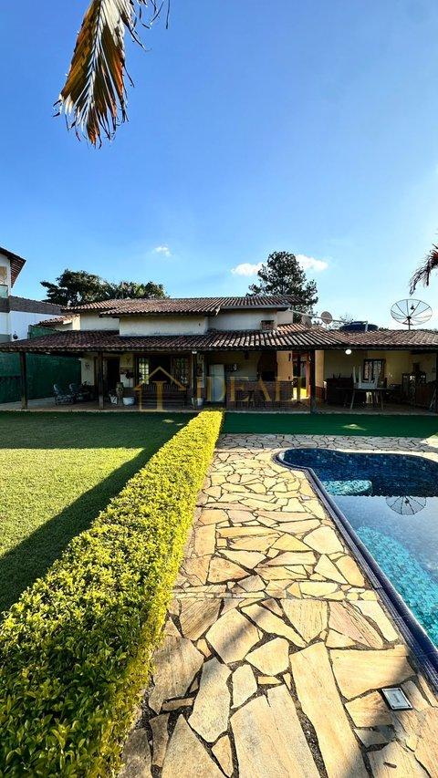 CASA EM CONDOMINIO FECHADO DE MAIRIPORA ACEITA FINANCIAMENTO  ALAMEDA IMPERATRIZ LEOPOLDINA Mairiporã - 