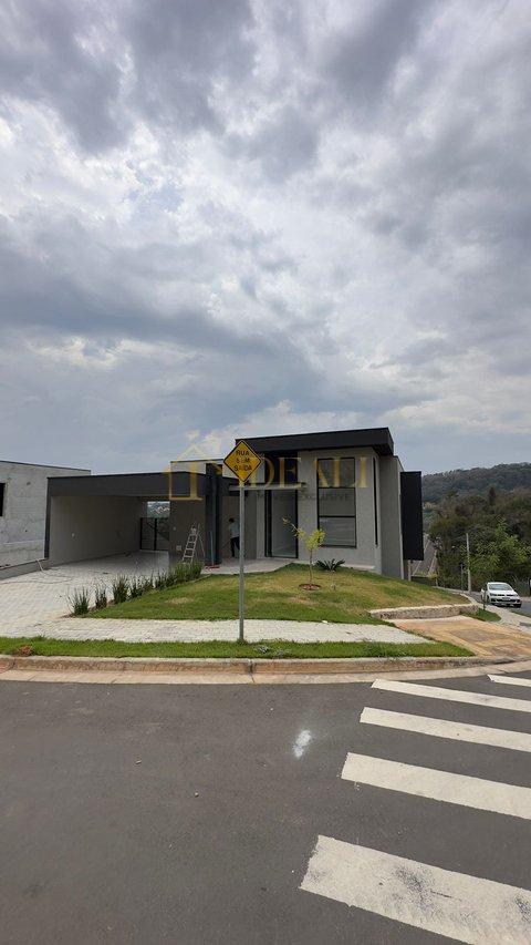 Casa de alto padrão localizada no Condomínio Reserva São Nicolau  Atibaia - 