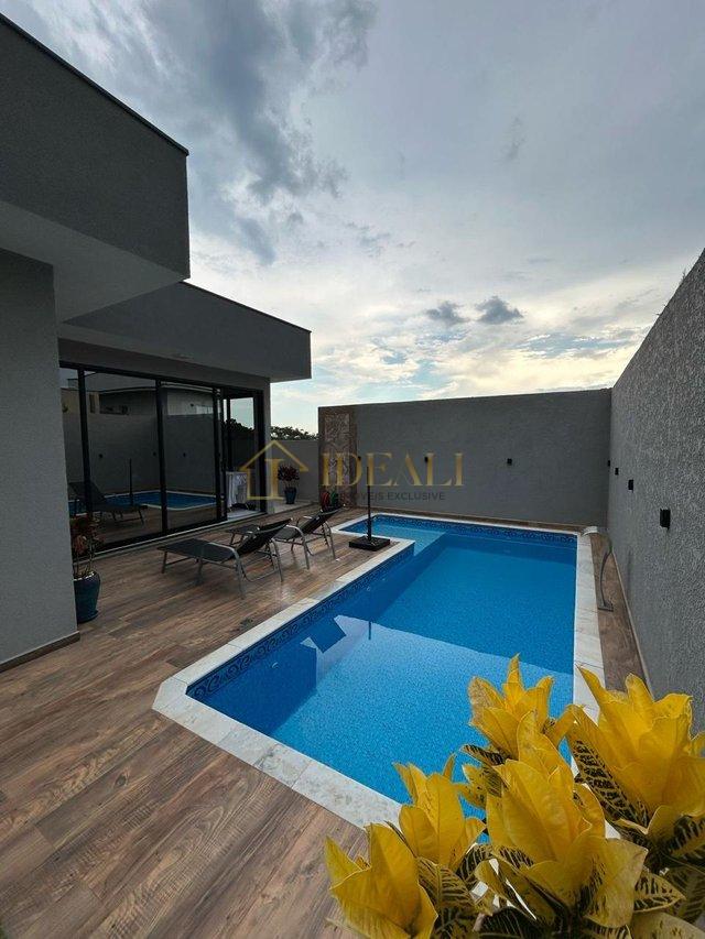 Casa térrea em condomínio de alto padrão Terras de Atibaia  Atibaia - 