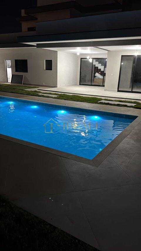 Casa de alto padrão em condomínio shambala 3 com 4 suítes, piscina com hidro  Atibaia - 