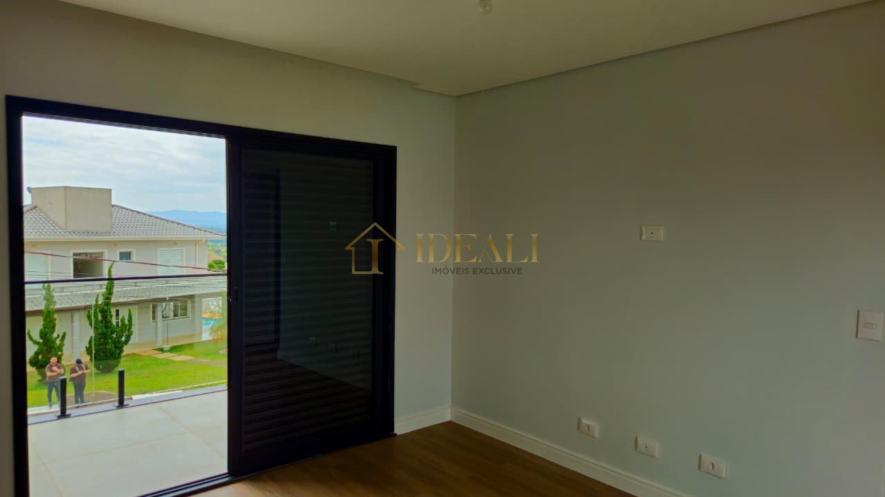 Casa de alto padrão em condomínio shambala 3 com 4 suítes, piscina com hidro  Atibaia - 