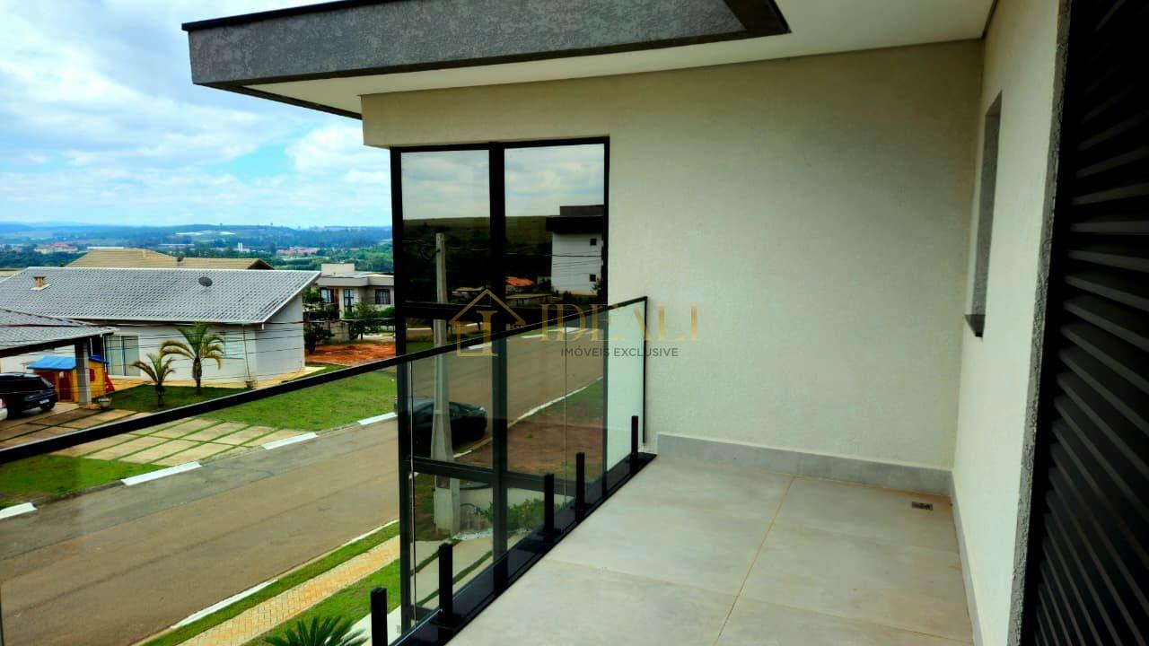 Casa de alto padrão em condomínio shambala 3 com 4 suítes, piscina com hidro  Atibaia - 