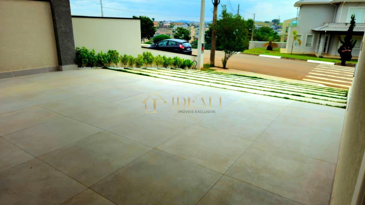 Casa de alto padrão em condomínio shambala 3 com 4 suítes, piscina com hidro  Atibaia - 