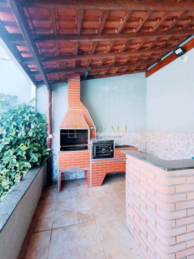 Linda casa Jd. Paulista, ampla, vista maravilhosa, bairro nobre, estuda permuta até 50%  Atibaia - 