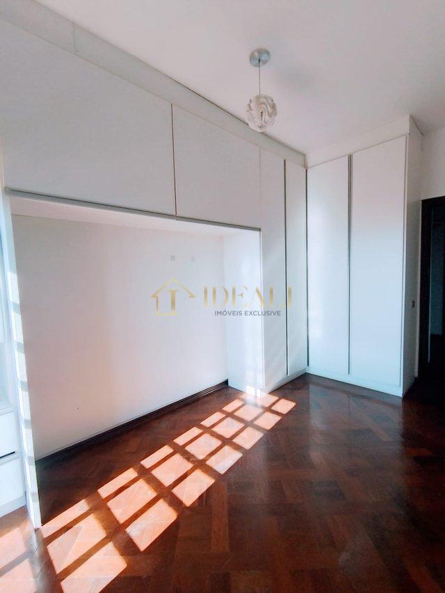 Linda casa Jd. Paulista, ampla, vista maravilhosa, bairro nobre, estuda permuta até 50%  Atibaia - 