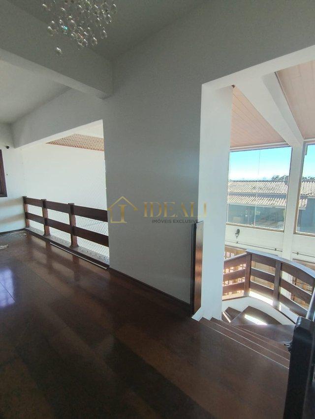 Linda casa Jd. Paulista, ampla, vista maravilhosa, bairro nobre, estuda permuta até 50%  Atibaia - 